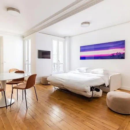 Apartment Eiffel Tower - New Renovated 4 People Paris